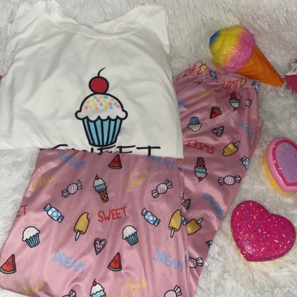 Women’s sweet treats pajama set (XL)